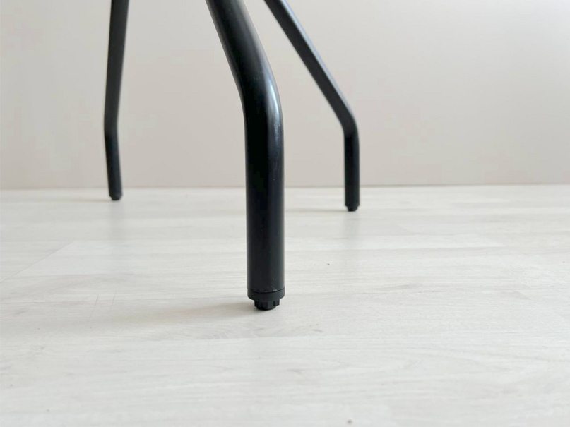 Подстолье Parma