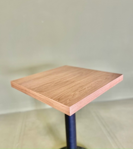 Столешница шпон дуба на основе ВЛАГОСТОЙКОГО МДФ (Квадратная)